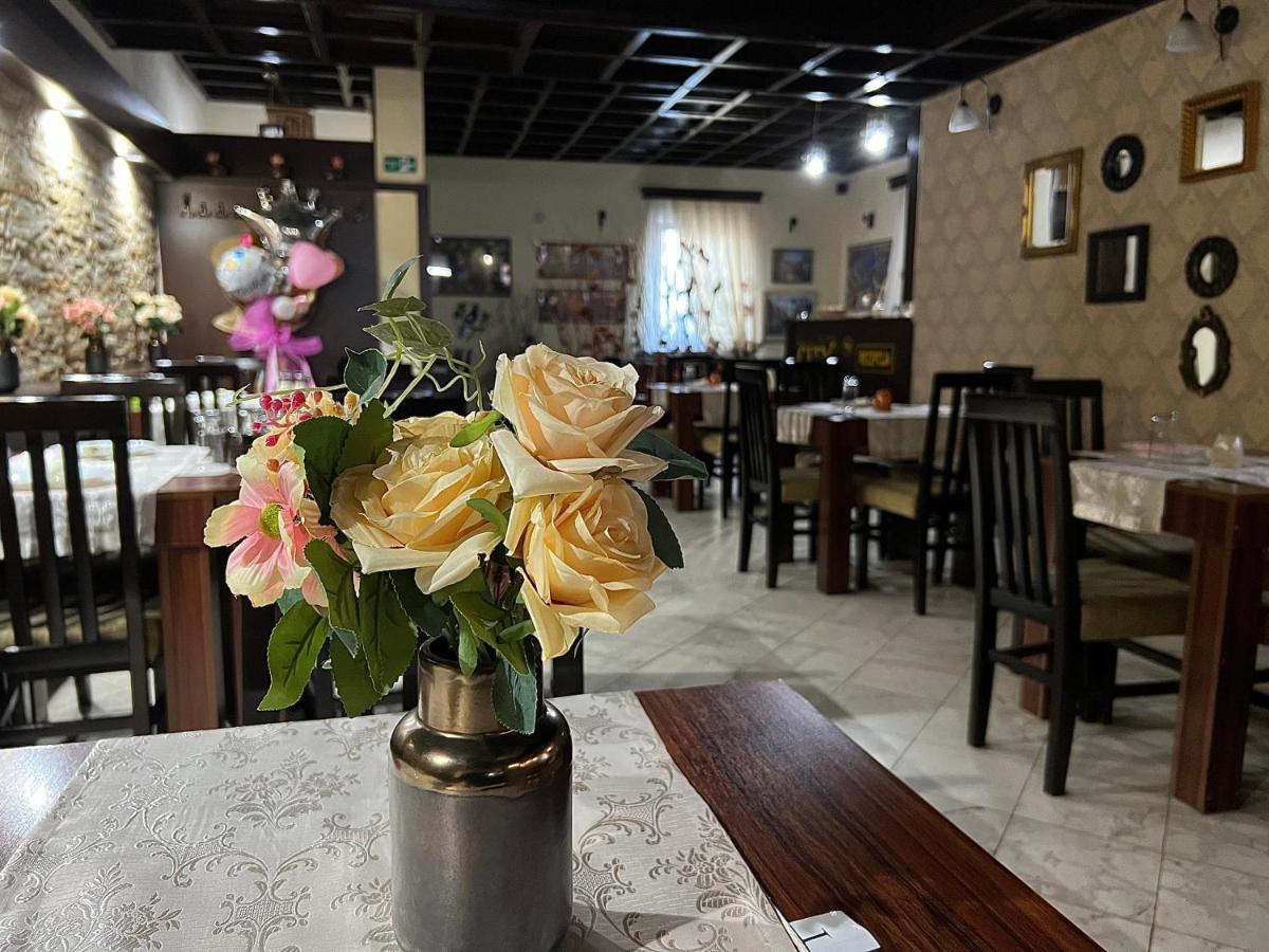 Garni Hotel City Kruševac Esterno foto