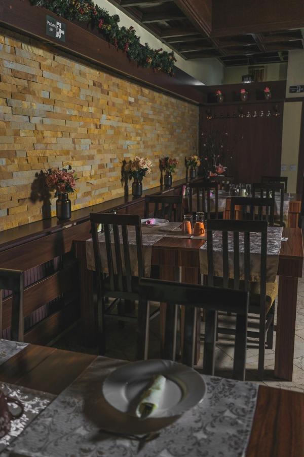 Garni Hotel City Kruševac Esterno foto